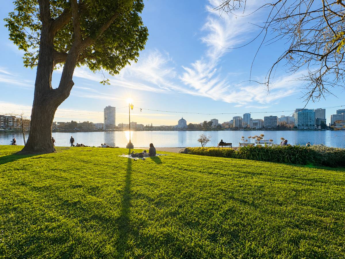 1800 Lakeshore Avenue #4