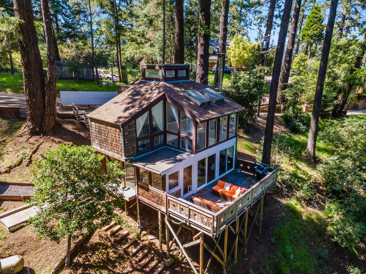40 Fir Avenue