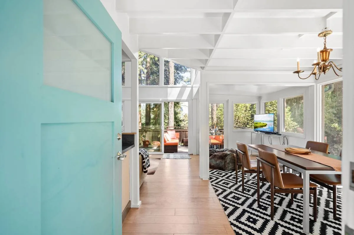40 Fir Avenue