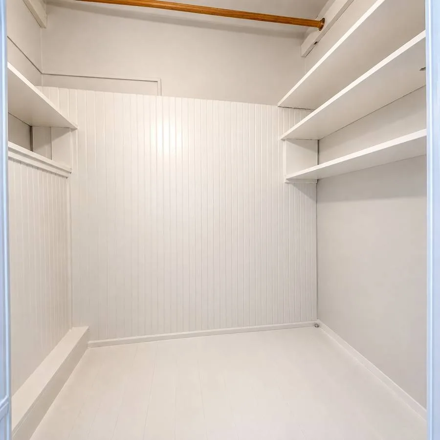 1800 Lakeshore Avenue #4
