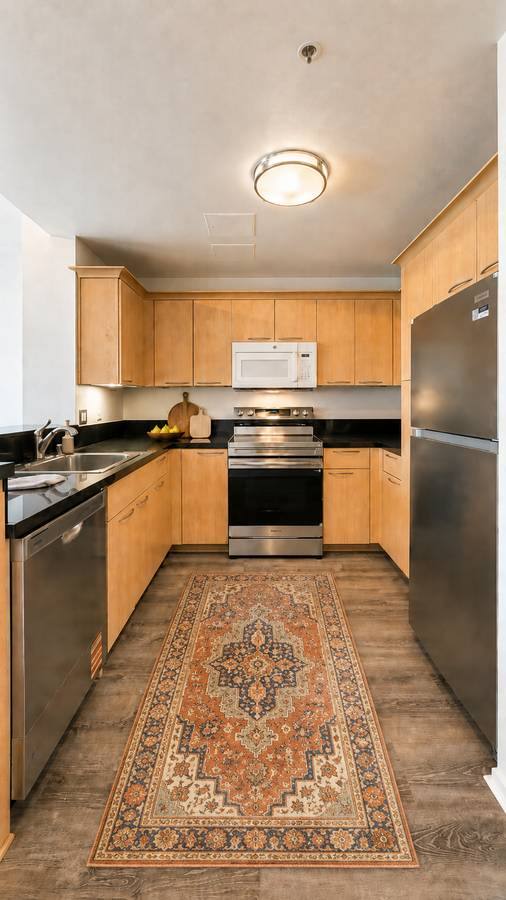 1 Lakeside Drive #1609, rental in Lake Merritt, Oakland