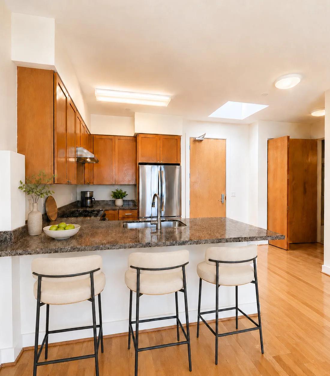 1020 Jackson Street, rental in Downtown, Oakland