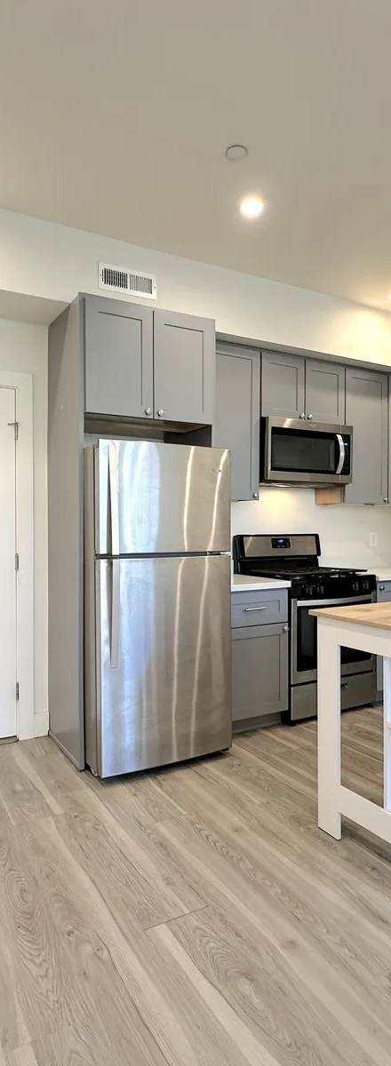 3005 San Bruno Ave., rental in Portola, San Francisco