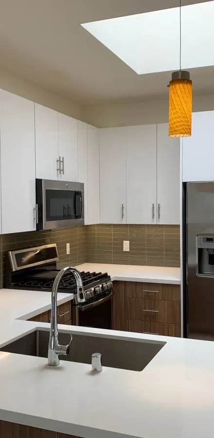 528 Thomas L Berkley Way, rental in Downtown Oakland, Oakland
