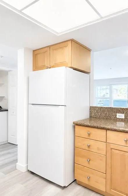 90 Athol Avenue #1D, rental in Grand Lake, Oakland