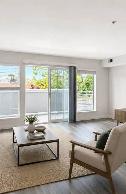 90 Athol Avenue #1D, rental in Grand Lake, Oakland