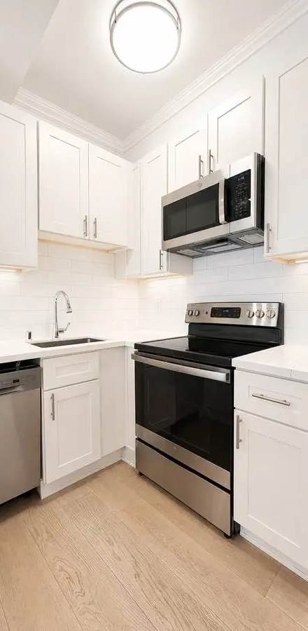 1918 Lakeshore Avenue #42, rental in Grand Lake, Oakland