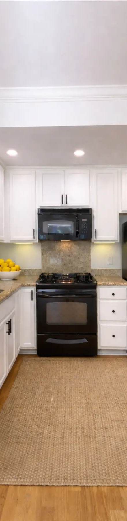 3064 Sacramento St. #4, rental in Laurel Heights, San Francisco